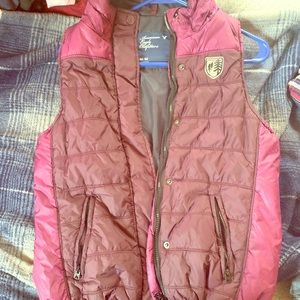 American eagle puffer vest